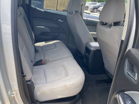 Used 2019 Chevrolet Colorado LT RWD image 15
