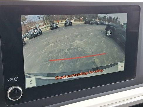 Certified 2024 Toyota Tacoma TRD Off-Road image 18