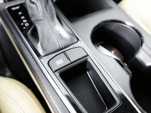 Used 2015 Hyundai Sonata Limited FWD image 29