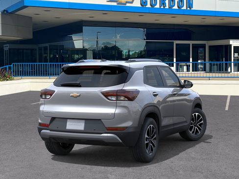 New 2026 Chevrolet TrailBlazer LT w/ Convenience Package FWD image 4