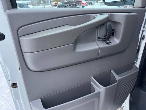 Used 2012 Chevrolet Express 2500 LT w/ LT Preferred Equipment Group image 13