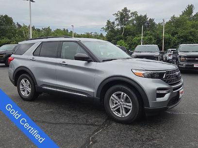 Certified 2022 Ford Explorer XLT w/ Equipment Group 202A