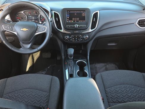 Used 2024 Chevrolet Equinox LT AWD/4WD image 13