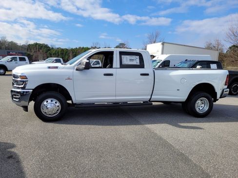 New 2026 RAM 3500 Tradesman image 2