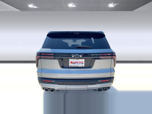 New 2026 Chevrolet Traverse LT w/ Driver Confidence Package FWD image 10
