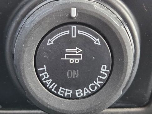 Used 2019 Ford F150 Raptor w/ Equipment Group 802A Luxury AWD/4WD image 17