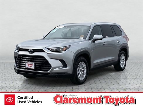 Certified 2025 Toyota Grand Highlander XLE image 1
