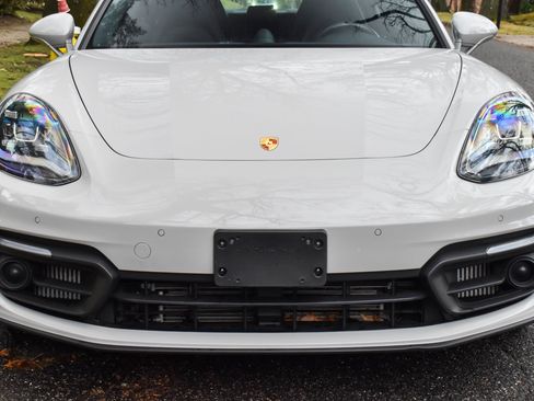 Used 2023 Porsche Panamera 4 Platinum Edition AWD/4WD image 14