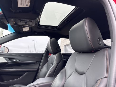 Used 2023 Cadillac CT4 V w/ Navigation Package image 28