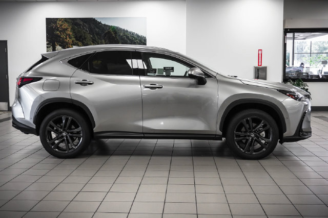 Certified 2026 Lexus NX 450h+ AWD w/ Accessory Package (2T) image 5