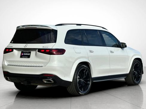 New 2026 Mercedes-Benz GLS 580 4MATIC image 12