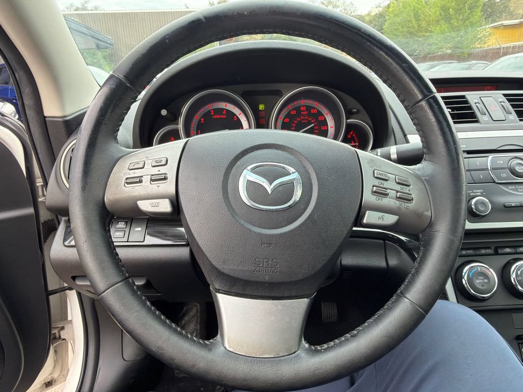 Used 2009 MAZDA MAZDA6 i Touring w/ Moonroof & Bose Pkg FWD image 13