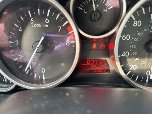 Used 2013 MAZDA MX-5 Miata Sport image 9