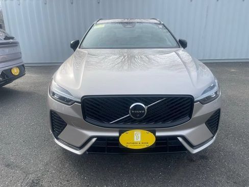 New 2026 Volvo XC60 B5 Plus w/ Climate Package AWD/4WD image 2