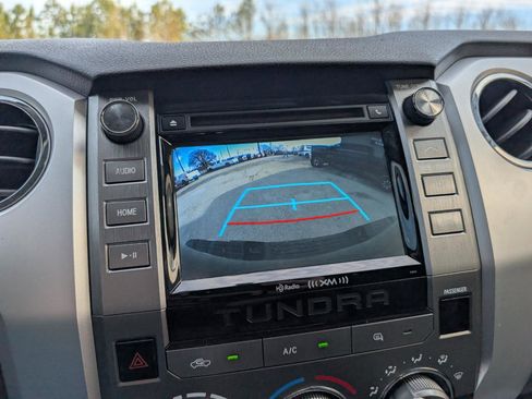 Used 2017 Toyota Tundra SR5 w/ SR5 Upgrade Package image 17