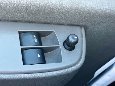 Used 2023 GMC Savana 2500 Extended w/ Driver Convenience Package image 17