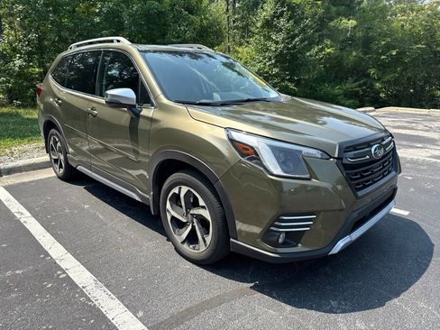Used 2023 Subaru Forester Touring w/ Popular Package #2 AWD/4WD image 7