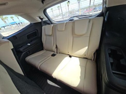 Used 2019 Subaru Ascent Limited w/ Popular Package #3 AWD/4WD image 6