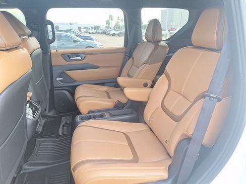 New 2026 Nissan Armada SL w/ Captain's Chari Seat Package AWD/4WD image 24