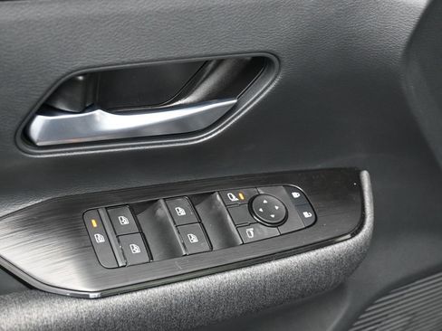 New 2026 Nissan Kicks SV w/ SV Premium Package AWD/4WD image 14