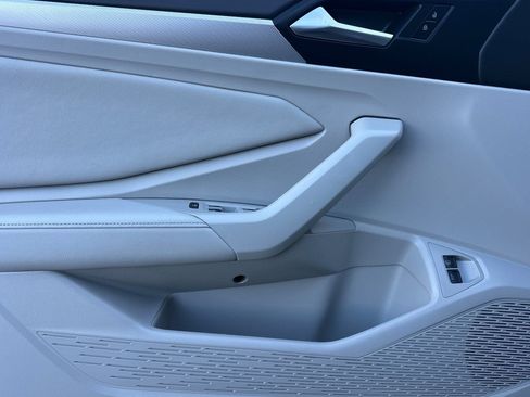 Used 2022 Volkswagen Jetta S image 11