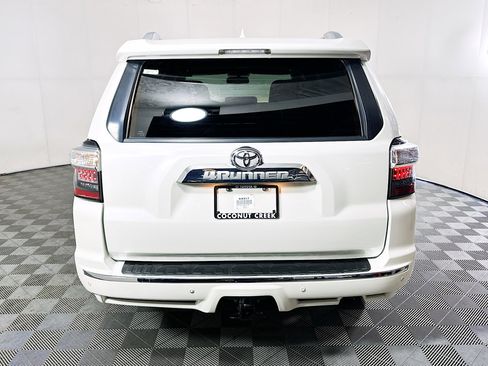 Used 2014 Toyota 4Runner Limited RWD image 4
