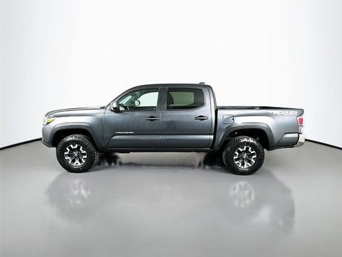 Used 2023 Toyota Tacoma TRD Off-Road image 8