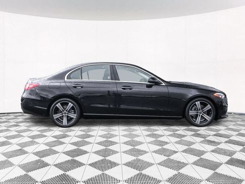 Used 2025 Mercedes-Benz C 300 4MATIC Sedan image 12