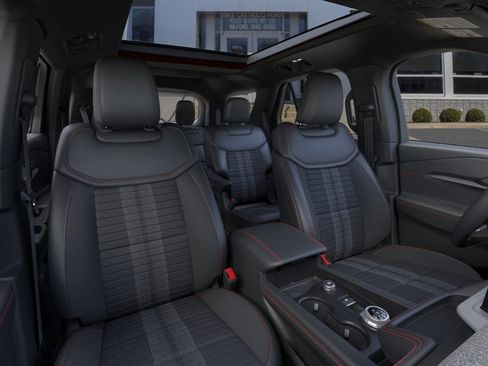 New 2026 Ford Explorer ST-Line w/ ST-Line Street Pack AWD/4WD image 10