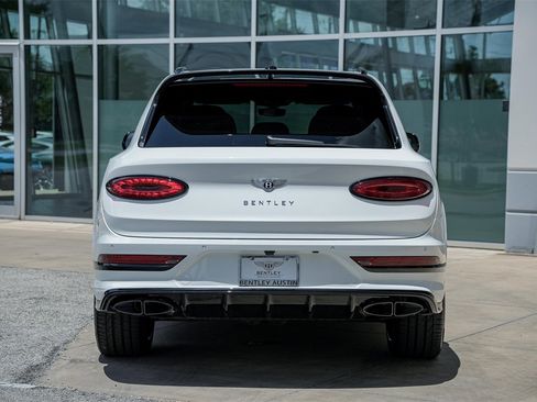 New 2025 Bentley Bentayga image 16