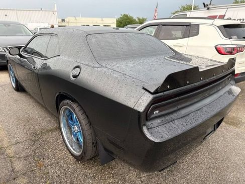 Used 2009 Dodge Challenger R/T RWD image 3