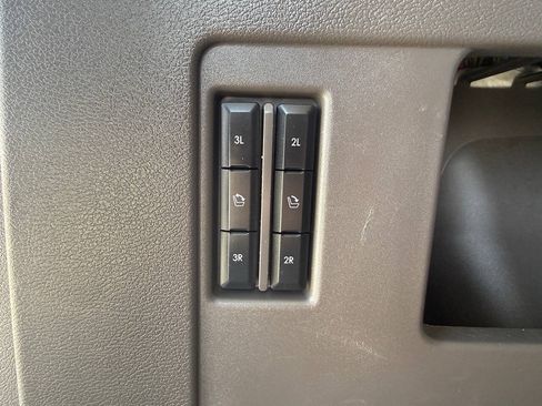 Used 2022 Lincoln Navigator Reserve AWD/4WD image 30
