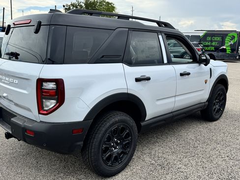 New 2026 Ford Bronco Sport Badlands AWD/4WD image 2