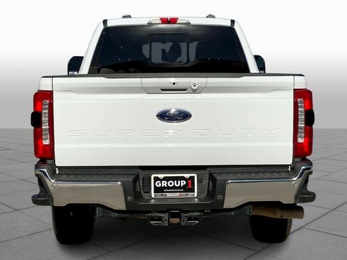 Used 2024 Ford F250 Lariat image 4