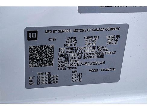 Used 2025 Chevrolet Silverado 2500 LT w/ Convenience Package AWD/4WD image 31