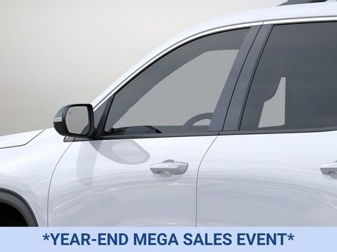 New 2026 Chevrolet Traverse LT image 12