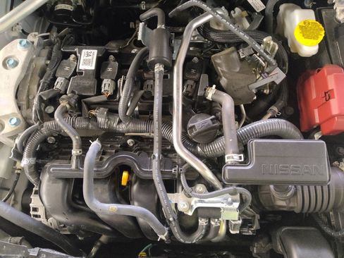 Used 2025 Nissan Sentra SV image 30