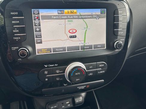 Used 2019 Kia Soul + w/ Audio Package FWD image 23
