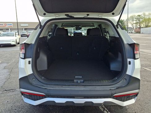 Used 2024 Kia Sportage LX image 30
