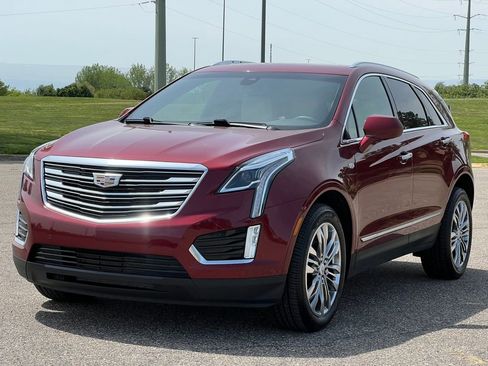 Used 2017 Cadillac XT5 Premium Luxury AWD/4WD image 46