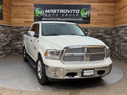 Used 2017 RAM 1500 Laramie w/ Convenience Group AWD/4WD image 5