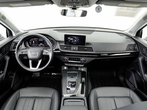 Used 2020 Audi Q5 e Premium Plus w/ Premium Plus Package image 20