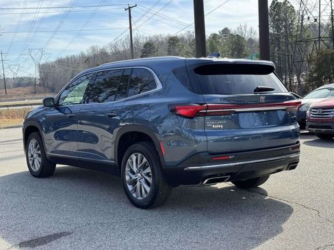 Used 2025 Buick Enclave Preferred image 25