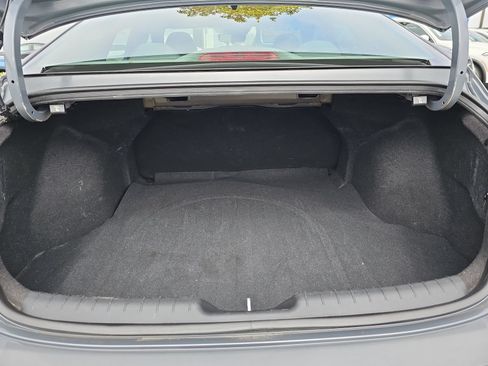 Used 2023 Hyundai Elantra SEL w/ Convenience Package FWD image 12