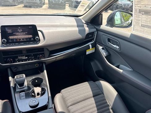New 2026 Nissan Rogue SV w/ Rock Creek Premium Package AWD/4WD image 19