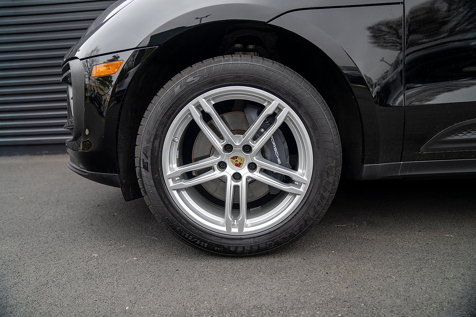 Certified 2026 Porsche Macan AWD/4WD image 23