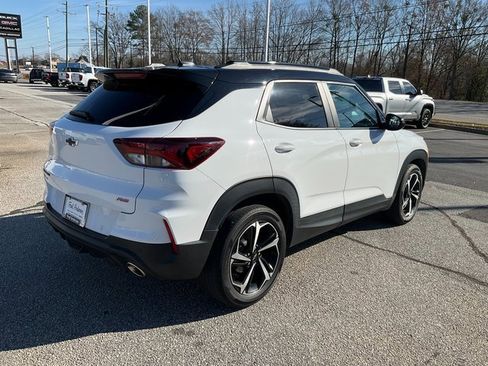 Used 2023 Chevrolet TrailBlazer RS w/ Sun and Liftgate Package image 24
