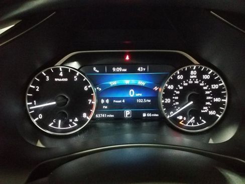 Used 2018 Nissan Murano Platinum image 11