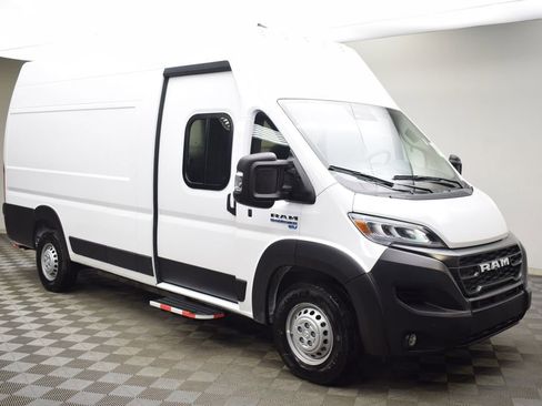 New 2024 RAM ProMaster 3500 w/ Delivery Van Package FWD image 2
