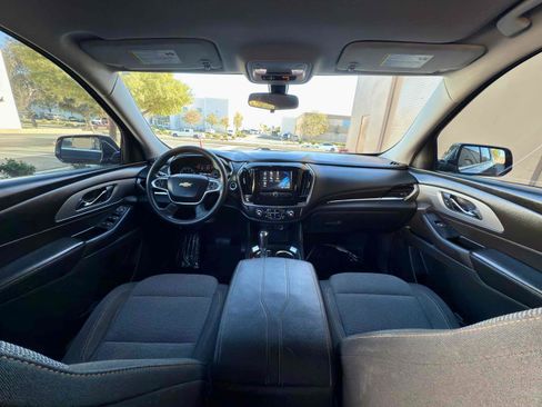 Used 2018 Chevrolet Traverse LS image 21